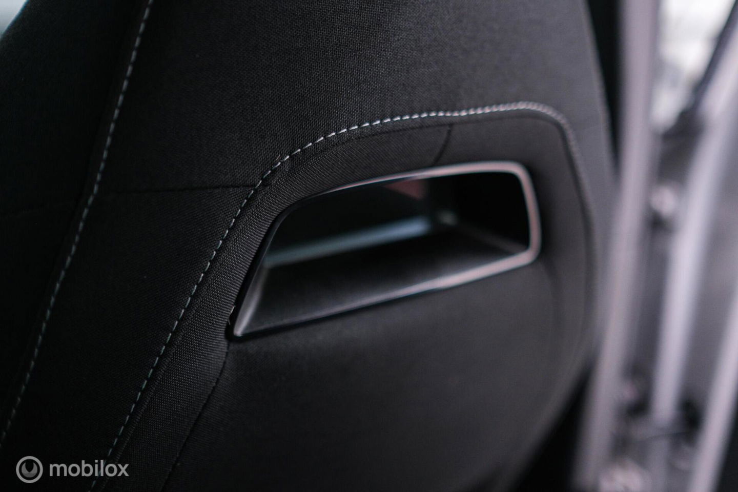 Škoda Scala 1.0 TSI Sport Business | Sportstoelen | Trekaak | NAP NL auto | LED | Adaptive cruise | Clima | Dealer oh | 17 inch | CarPlay |