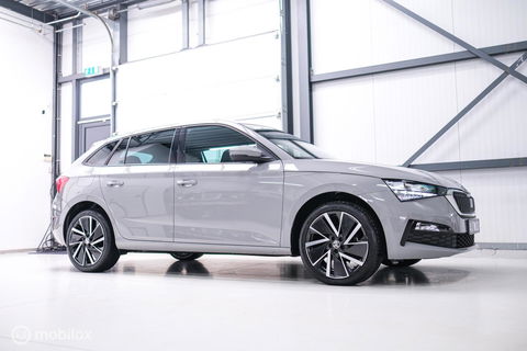 Škoda Scala 1.0 TSI Sport Business | Sportstoelen | Trekaak | NAP NL auto | LED | Adaptive cruise | Clima | Dealer oh | 17 inch | CarPlay |