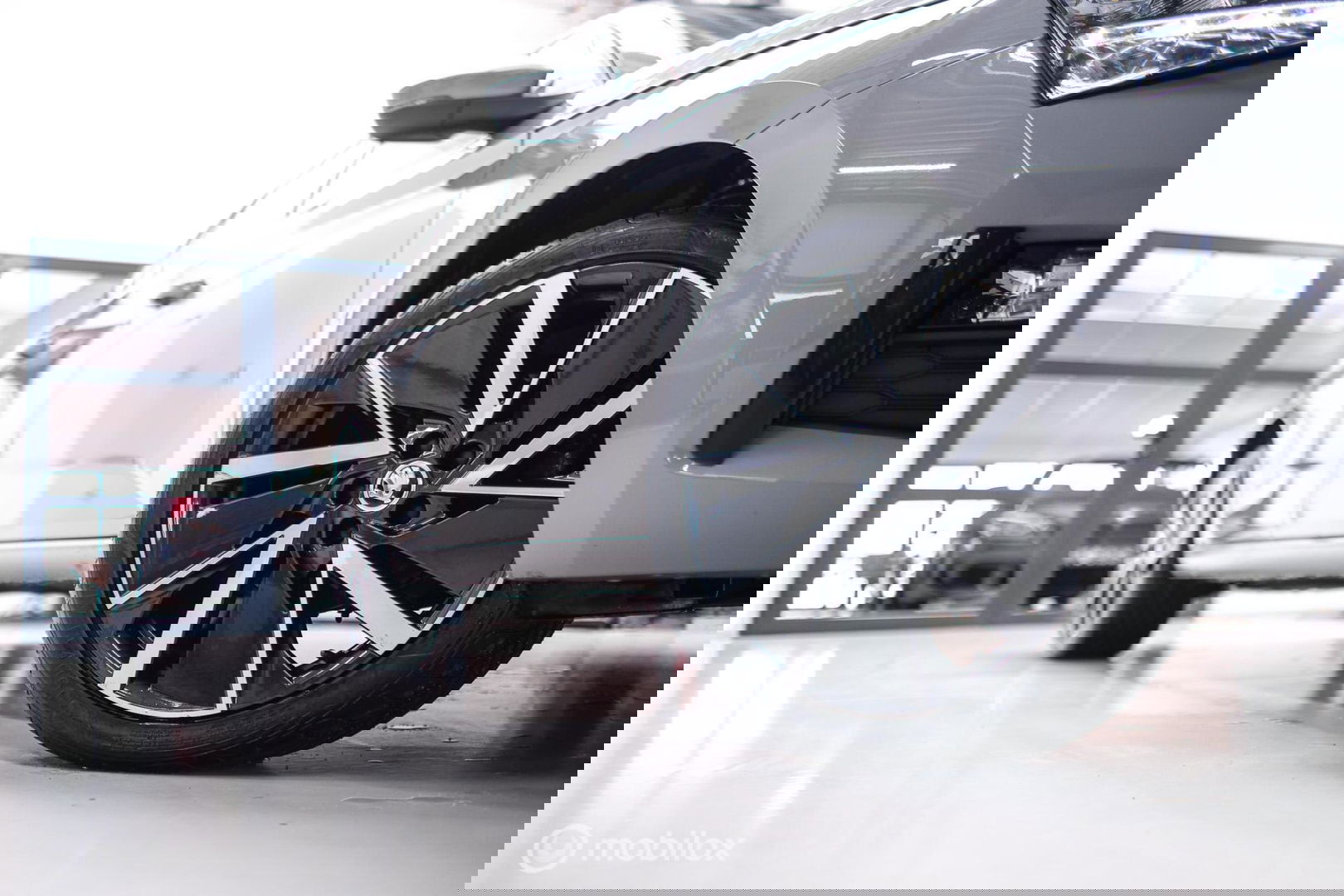 Škoda Scala 1.0 TSI Sport Business | Sportstoelen | Trekaak | NAP NL auto | LED | Adaptive cruise | Clima | Dealer oh | 17 inch | CarPlay |