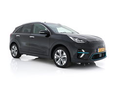Kia e-Niro ExecutiveLine 64 kWh [ 3-Fase ] {SOH-100%} (INCL-BTW) Aut. *PANO | LUXURY-LEATHER | JBL-AUDIO | FULL-LED | NAVI-FULLMAP | DAB | ADAPTIVE-CRUISE | CAMERA | MEMORY-PACK | LANE-ASSIST | CCS-FASTLOADER | KEYLESS | DIGI-COCKPIT | 17"ALU*