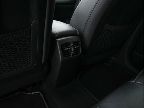 Kia e-Niro ExecutiveLine 64 kWh [ 3-Fase ] {SOH-100%} (INCL-BTW) Aut. *PANO | LUXURY-LEATHER | JBL-AUDIO | FULL-LED | NAVI-FULLMAP | DAB | ADAPTIVE-CRUISE | CAMERA | MEMORY-PACK | LANE-ASSIST | CCS-FASTLOADER | KEYLESS | DIGI-COCKPIT | 17"ALU*