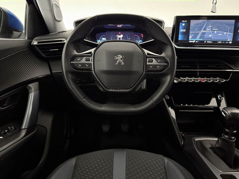 Peugeot 2008 PureTech Allure | 360° Camera | Carplay | Virtual | Trekh. | Cruise | Parkeersens. | NAP