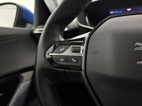 Peugeot 2008 PureTech Allure | 360° Camera | Carplay | Virtual | Trekh. | Cruise | Parkeersens. | NAP