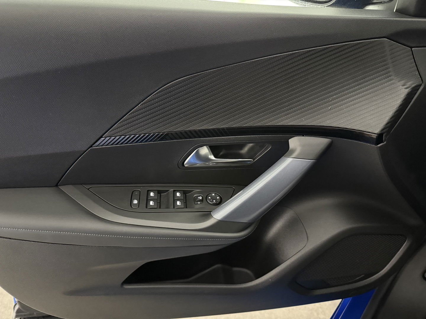 Peugeot 2008 PureTech Allure | 360° Camera | Carplay | Virtual | Trekh. | Cruise | Parkeersens. | NAP