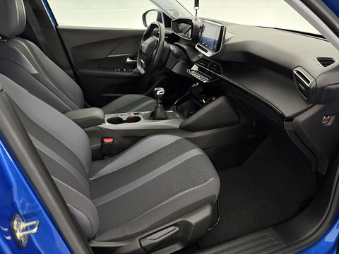 Peugeot 2008 PureTech Allure | 360° Camera | Carplay | Virtual | Trekh. | Cruise | Parkeersens. | NAP