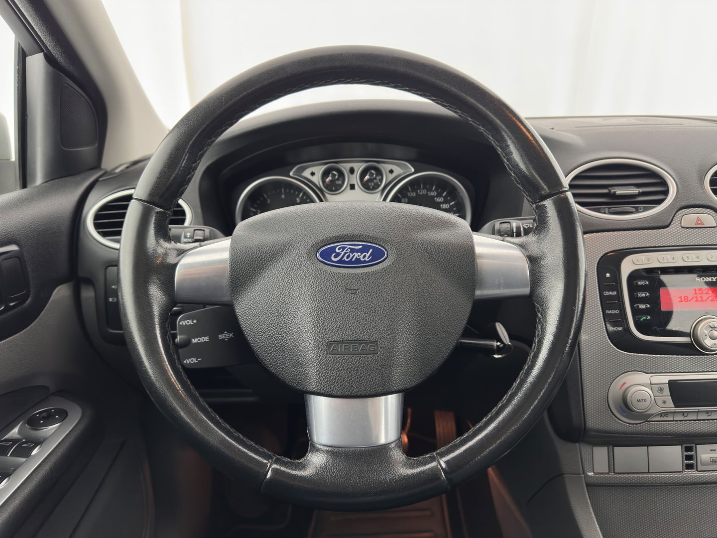 Ford FOCUS Wagon 2.0 Titanium *SPORT-SEATS | ECC*