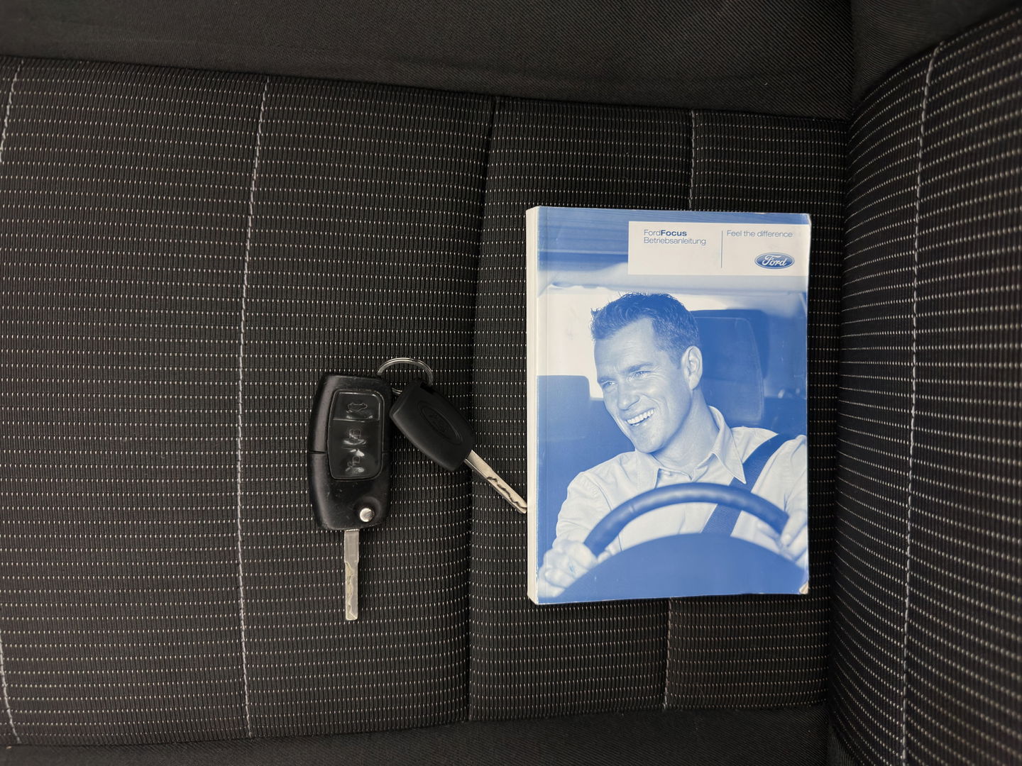 Ford FOCUS Wagon 2.0 Titanium *COMFORT-SEATS | ECC | SONY-AUDIO*