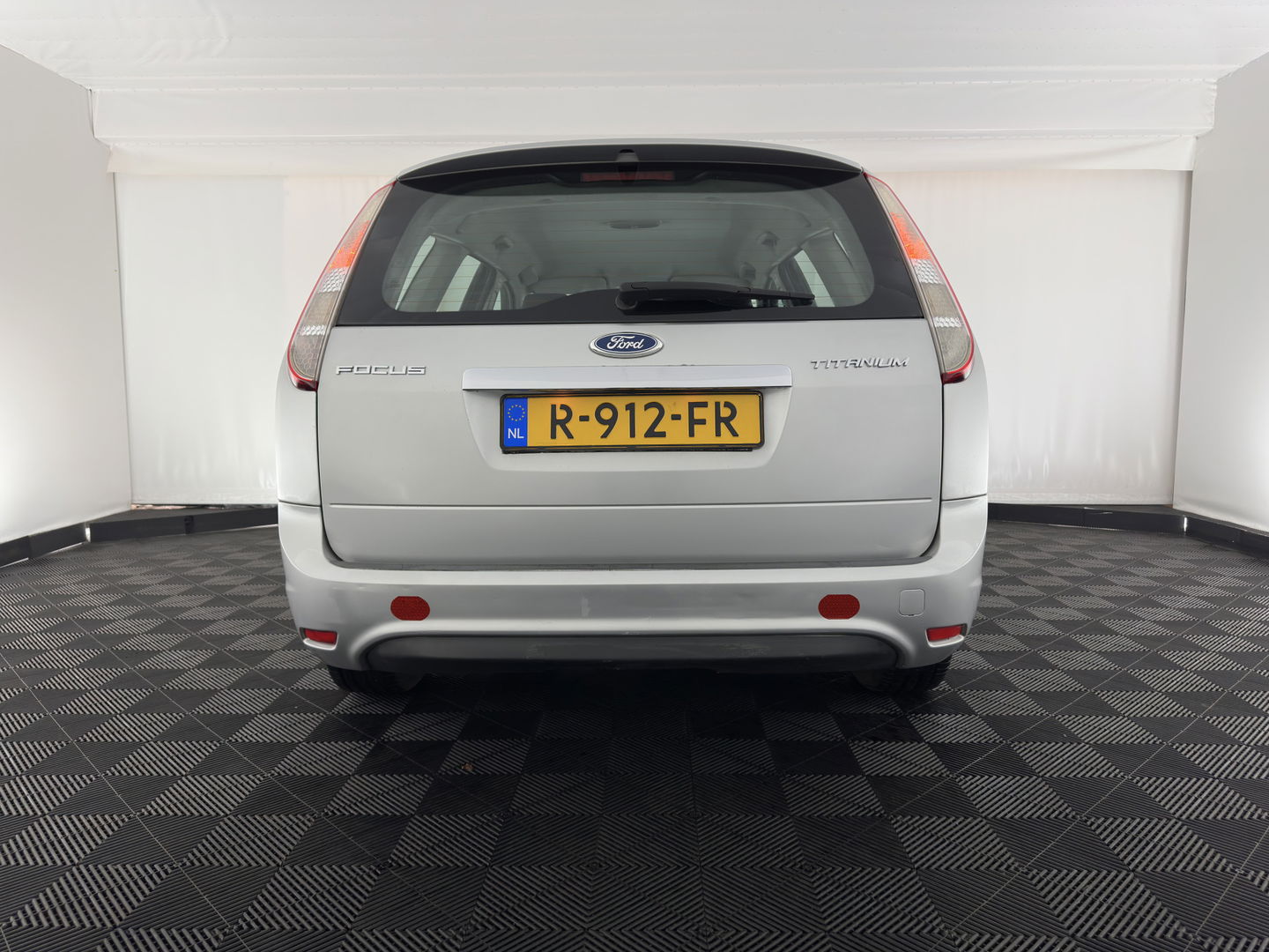 Ford FOCUS Wagon 2.0 Titanium *COMFORT-SEATS | ECC | SONY-AUDIO*