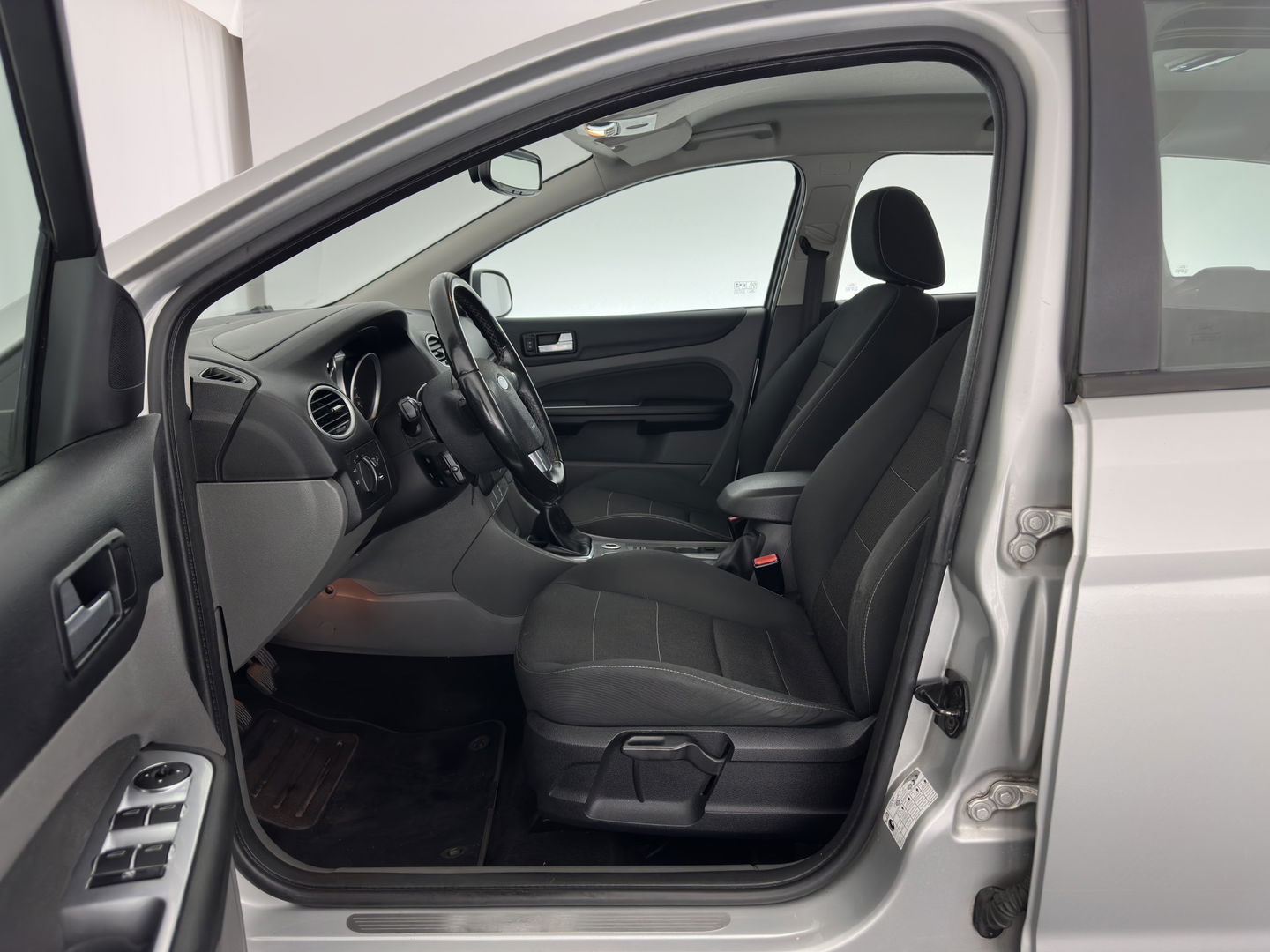 Ford FOCUS Wagon 2.0 Titanium *SPORT-SEATS | ECC*