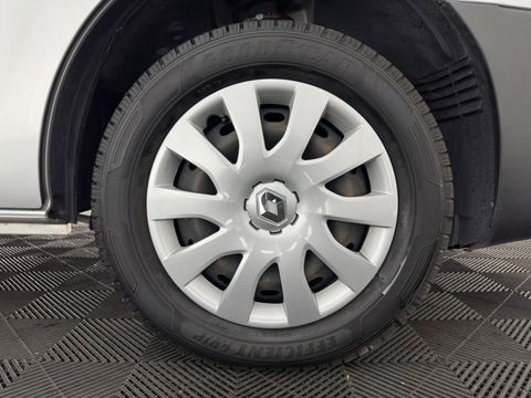 Renault Trafic 1.6 dCi T29 L1H1 Comfort-Pack *NAVI-FULLMAP | AIRCO | CRUISE | 3-PERS | PDC | 1.260 Kg-Cargo-Capacity*