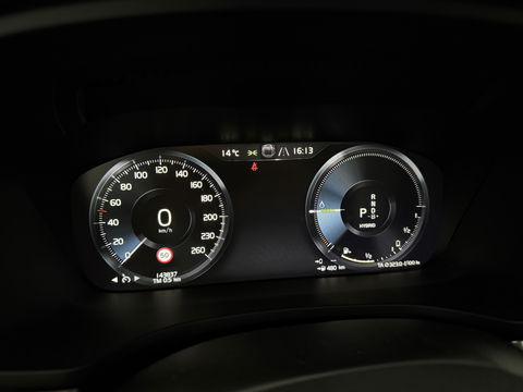 Volvo V60 2.0 T6 Recharge AWD 340PK Inscription | SOH 86% | Pano | Virtual | Camera | Carplay | Leder | Trekh. | Cruise | Keyless