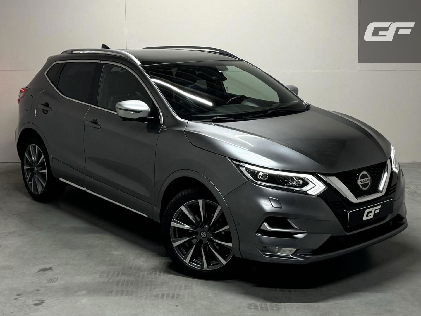 Nissan QASHQAI 1.3 DIG-T Tekna + Pano Leer Bose 360° Carplay Trekh.