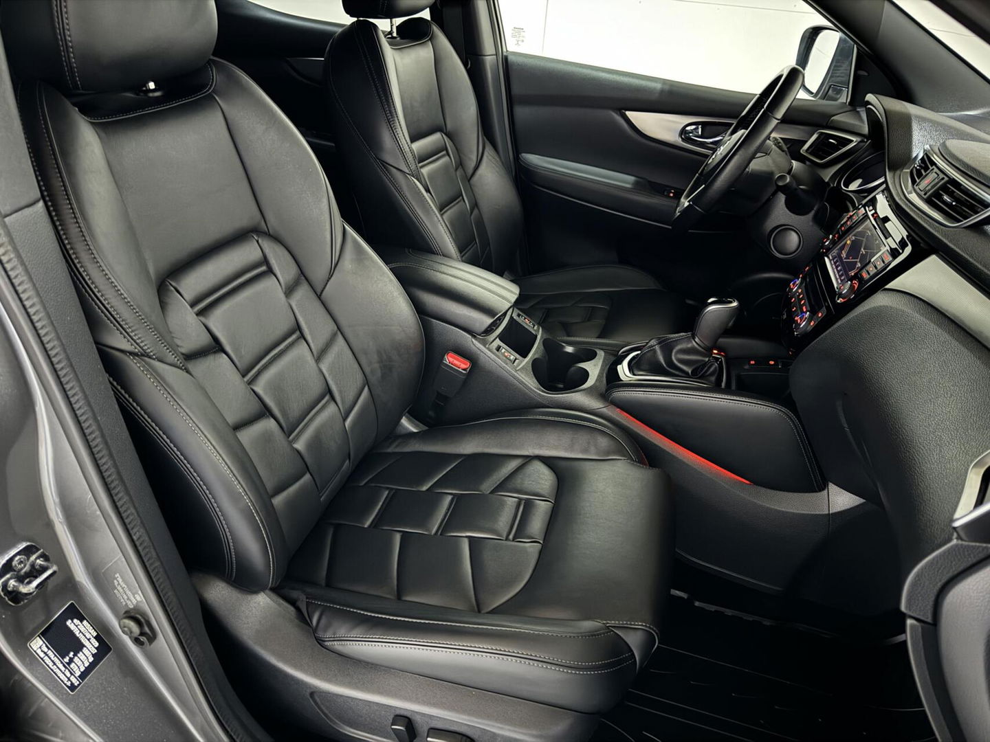 Nissan QASHQAI 1.3 DIG-T Tekna + Pano Leer Bose 360° Carplay Trekh.