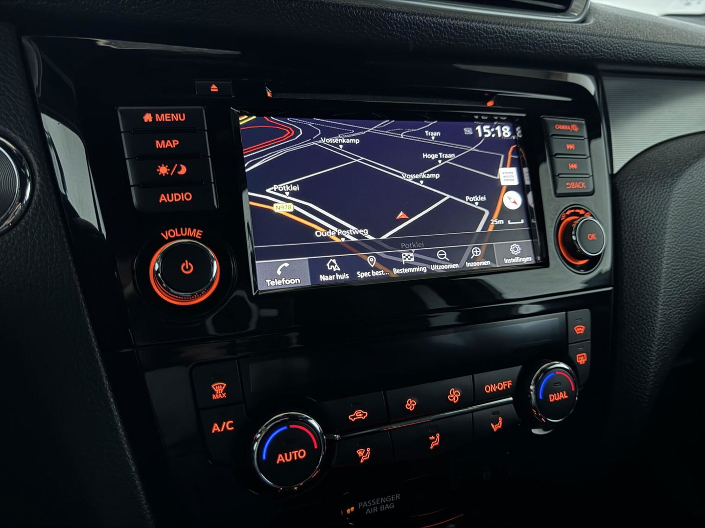 Nissan QASHQAI 1.3 DIG-T Tekna + Pano Leer Bose 360° Carplay Trekh.