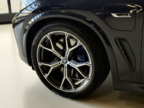 BMW X5 45e X-drive 394PK / M-Sport Pro / Individual / 360° / 2022 / Las