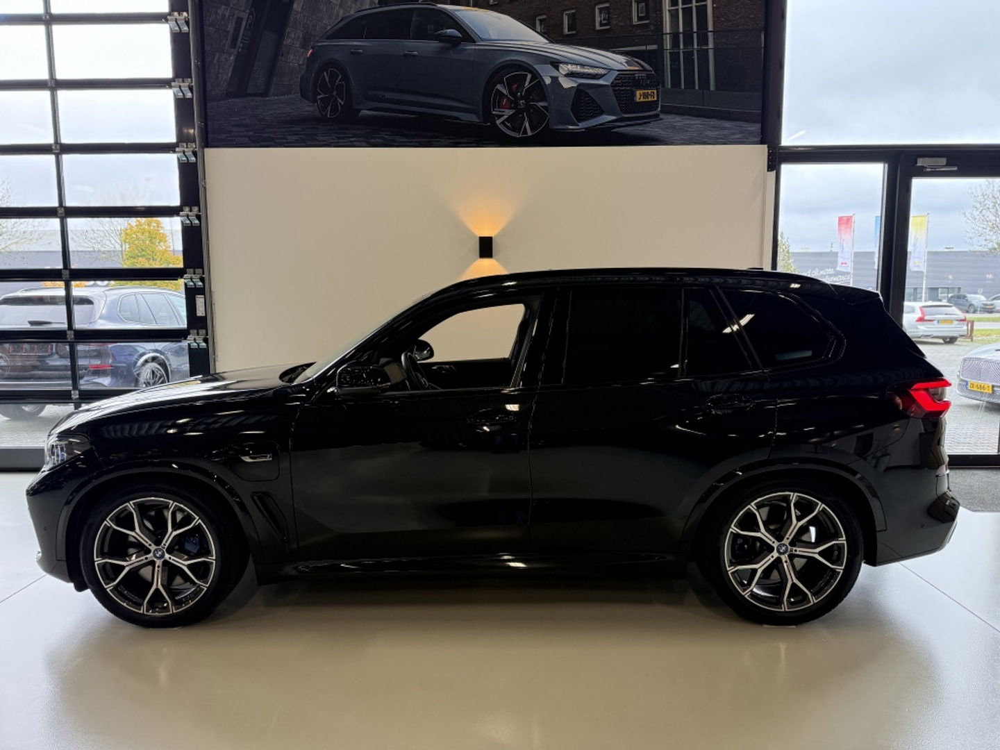 BMW X5 45e X-drive 394PK / M-Sport Pro / Individual / 360° / 2022 / Las