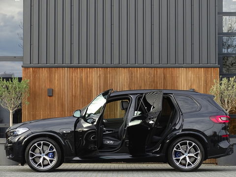 BMW X5 45e X-drive 394PK / M-Sport Pro / Individual / 360° / 2022 / Las