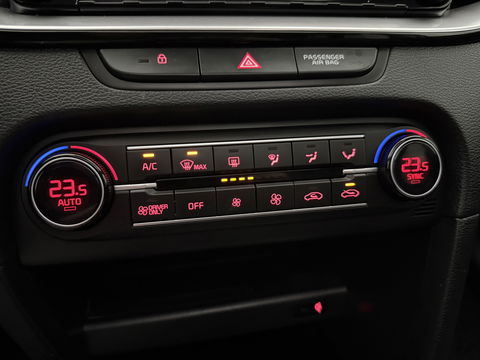 Kia Ceed 1.6 GDI PHEV ExecutiveLine | Pano | Camera | Carplay | Cruise | Keyless | Virtual | Navi