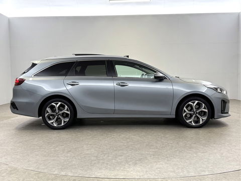 Kia Ceed 1.6 GDI PHEV ExecutiveLine | Pano | Camera | Carplay | Cruise | Keyless | Virtual | Navi