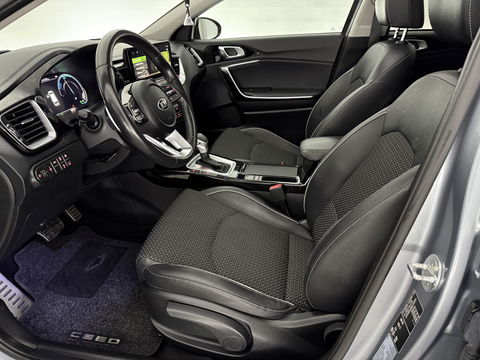 Kia Ceed 1.6 GDI PHEV ExecutiveLine | Pano | Camera | Carplay | Cruise | Keyless | Virtual | Navi