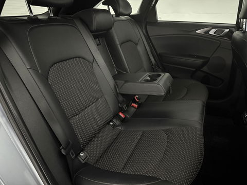 Kia Ceed 1.6 GDI PHEV ExecutiveLine | Pano | Camera | Carplay | Cruise | Keyless | Virtual | Navi