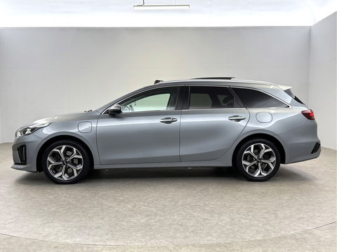 Kia Ceed 1.6 GDI PHEV ExecutiveLine | Pano | Camera | Carplay | Cruise | Keyless | Virtual | Navi