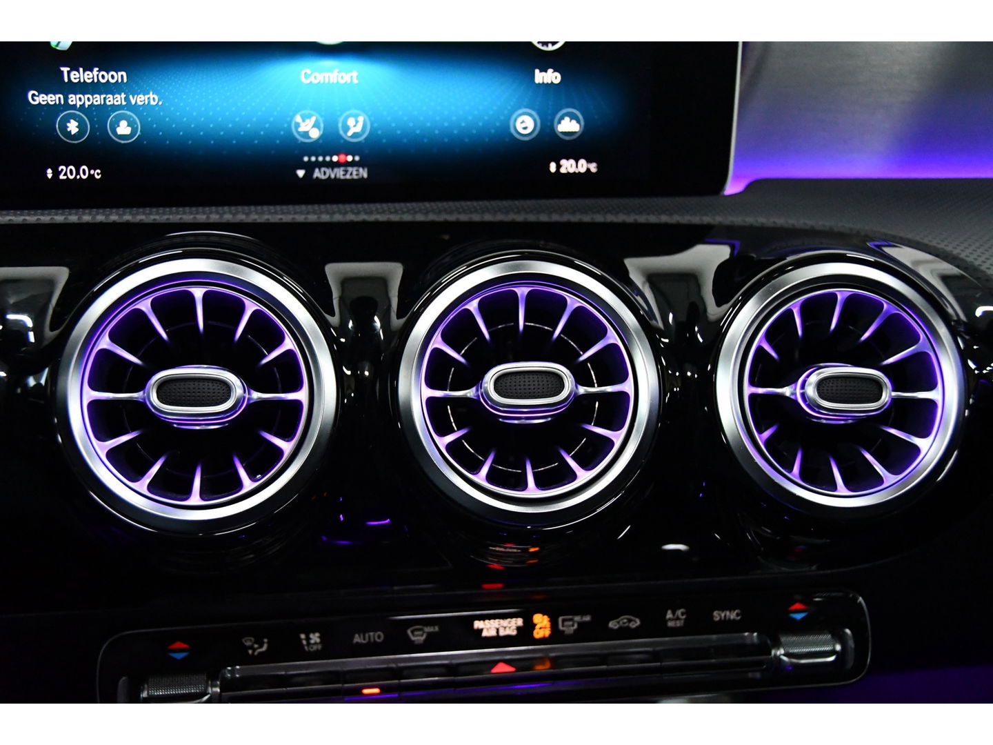 Mercedes-Benz CLA-Klasse 220 Burmester Matrix Amg pakket memory Pano