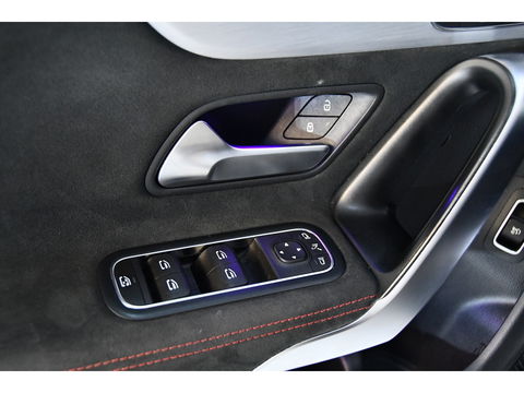 Mercedes-Benz CLA-Klasse 220 Burmester Matrix Amg pakket memory Pano