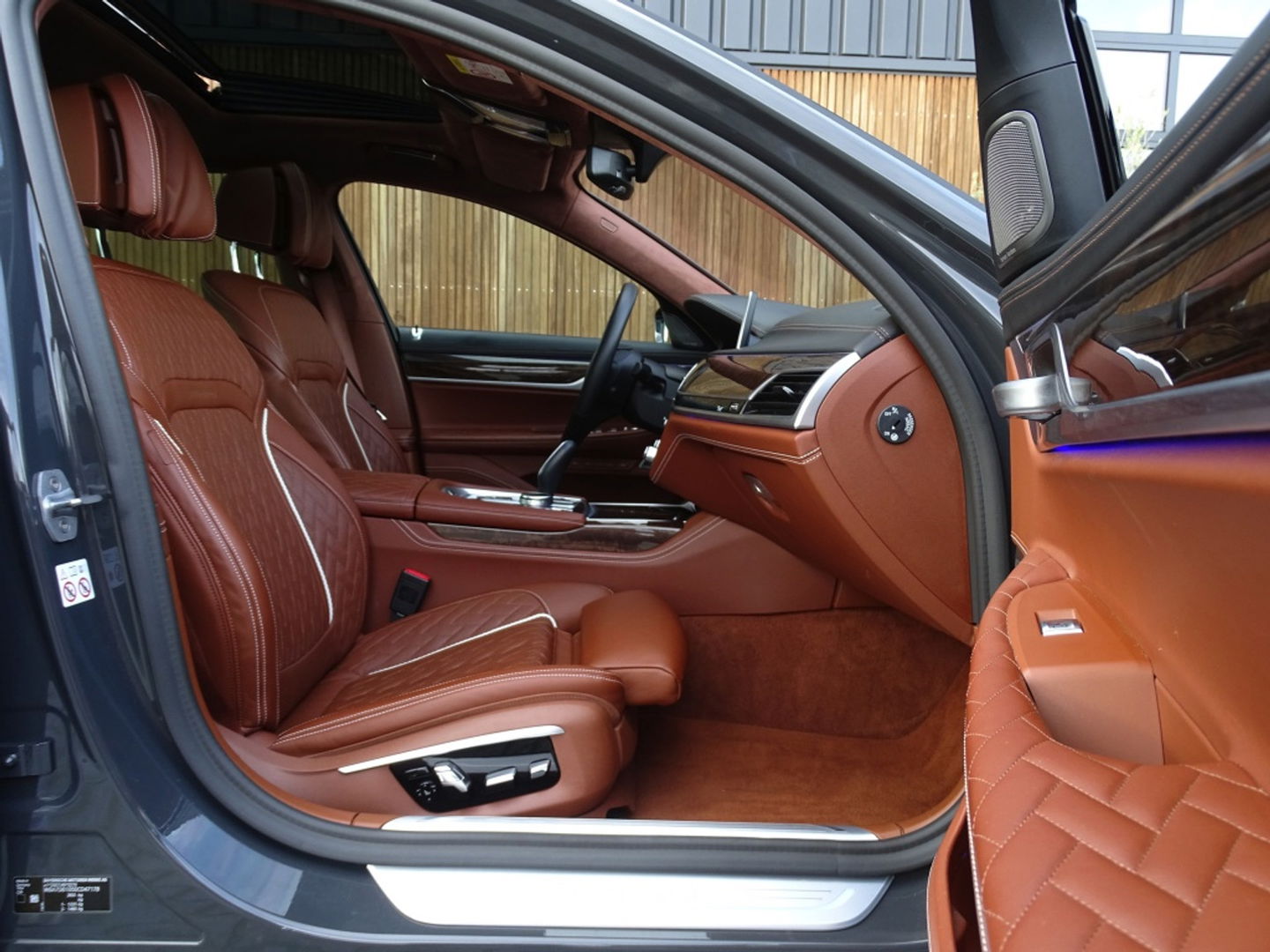 BMW 7 Serie 745e 394PK M- Individual VIP / massage / 360° / 4-wielbesturing