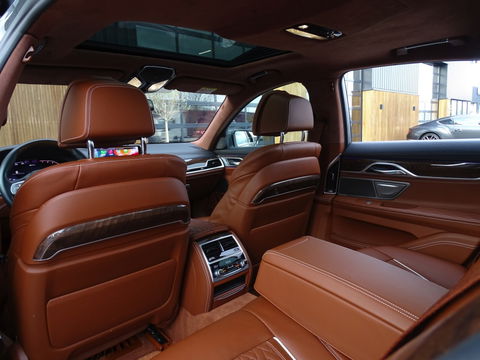 BMW 7 Serie 745e 394PK M- Individual VIP / massage / 360° / 4-wielbesturing