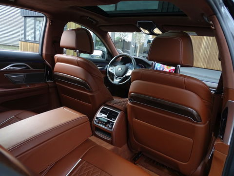 BMW 7 Serie 745e 394PK M- Individual VIP / massage / 360° / 4-wielbesturing