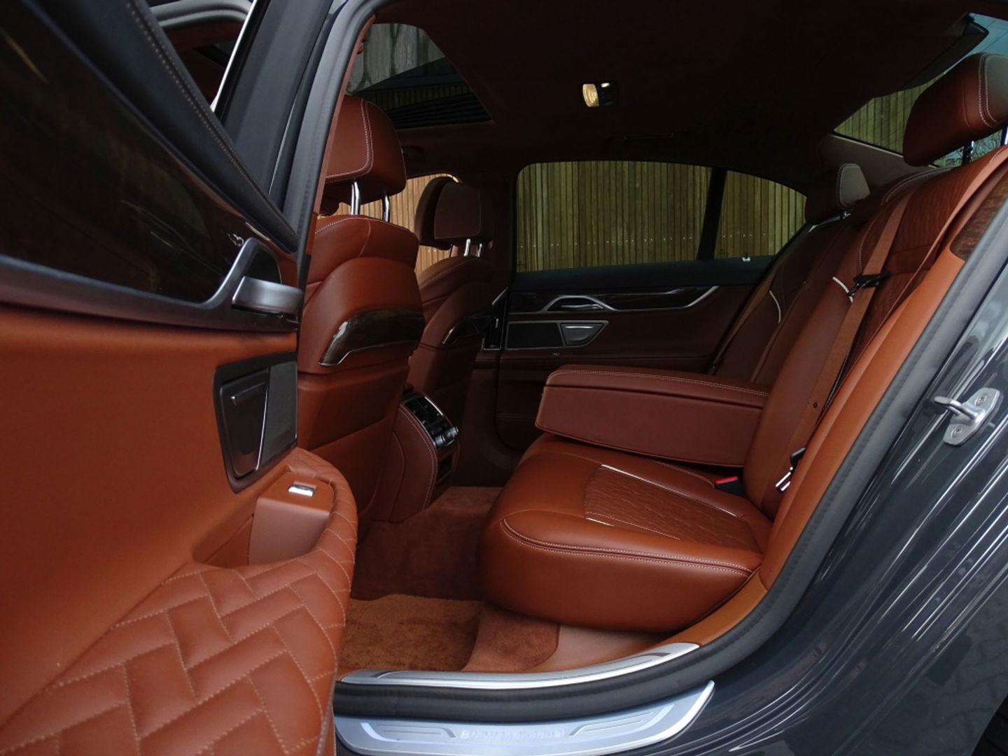 BMW 7 Serie 745e 394PK M- Individual VIP / massage / 360° / 4-wielbesturing