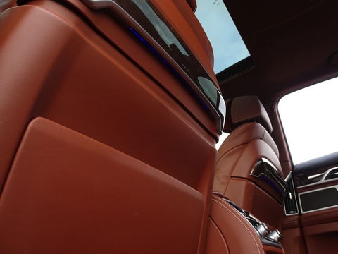 BMW 7 Serie 745e 394PK M- Individual VIP / massage / 360° / 4-wielbesturing