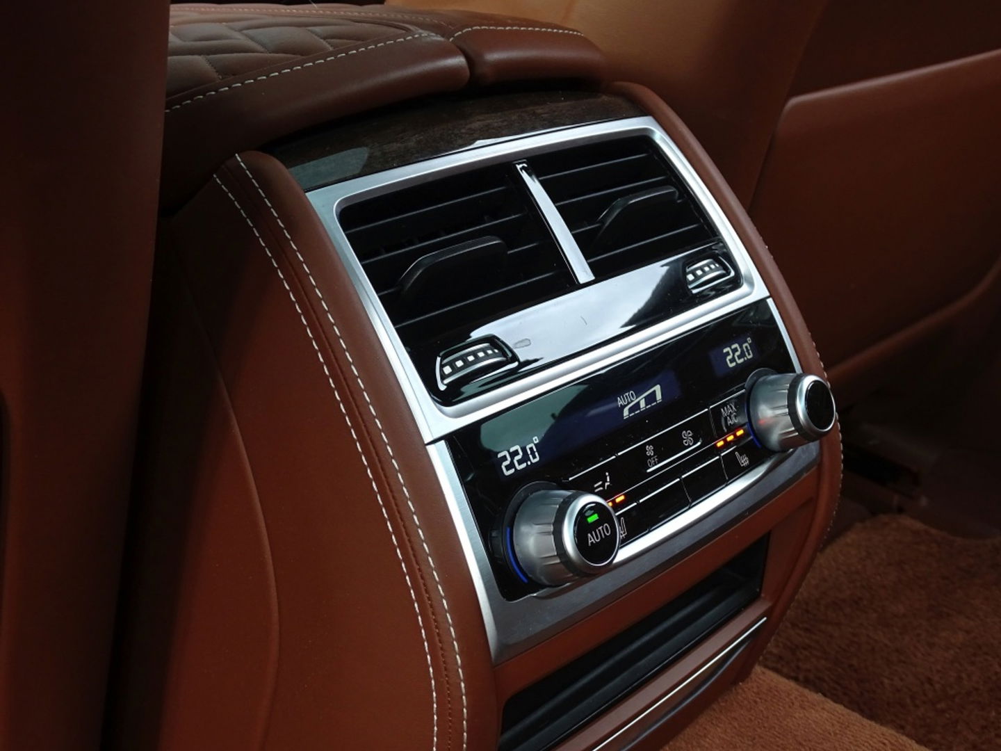 BMW 7 Serie 745e 394PK M- Individual VIP / massage / 360° / 4-wielbesturing