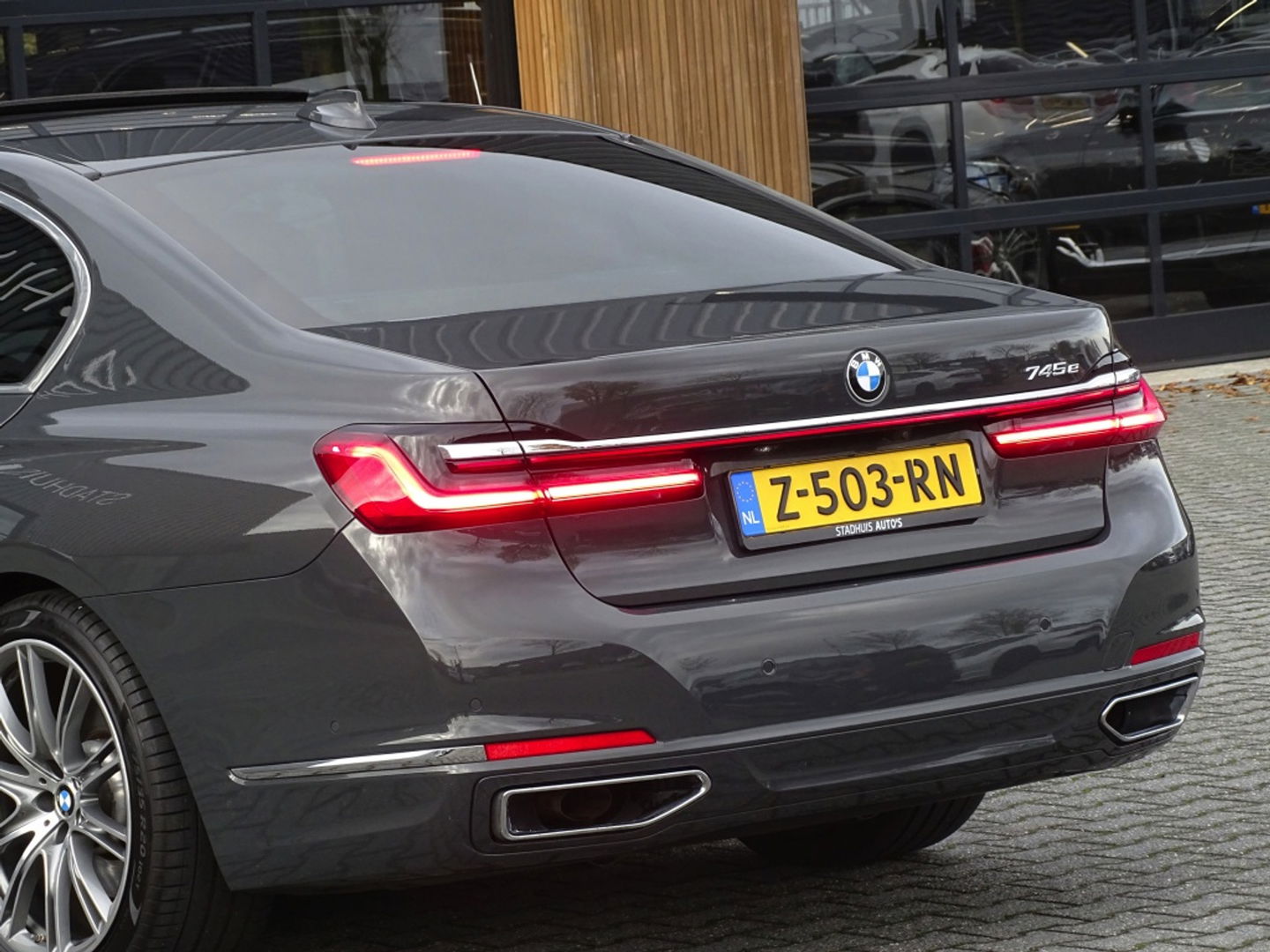 BMW 7 Serie 745e 394PK M- Individual VIP / massage / 360° / 4-wielbesturing