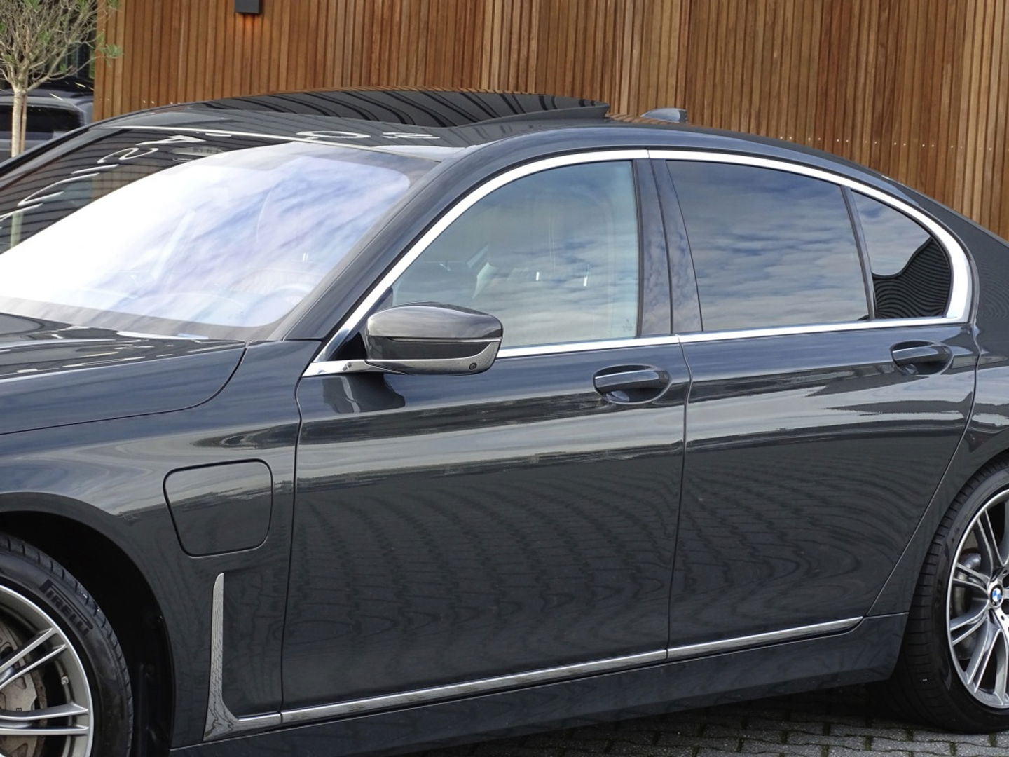 BMW 7 Serie 745e 394PK M- Individual VIP / massage / 360° / 4-wielbesturing
