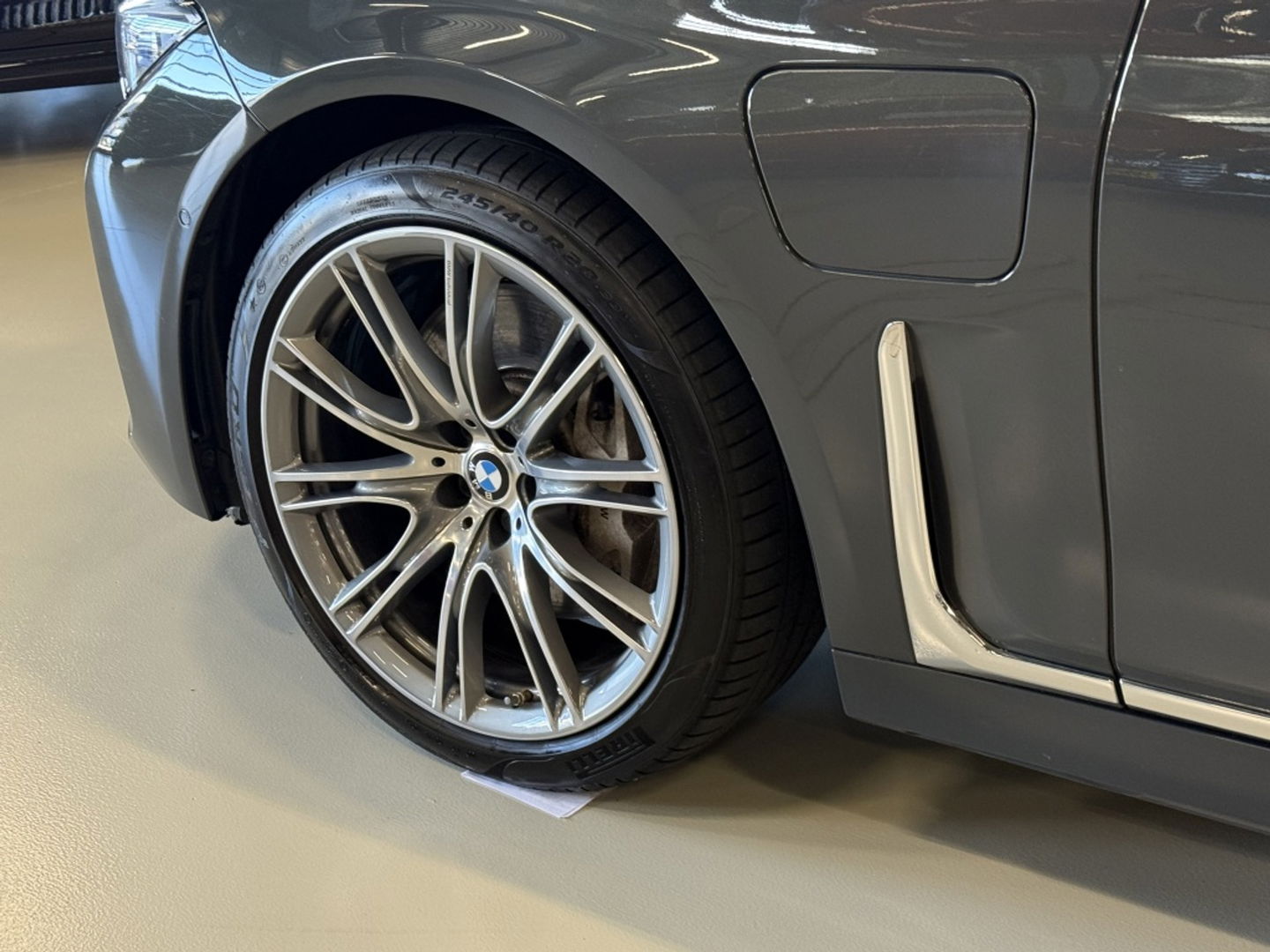 BMW 7 Serie 745e 394PK M- Individual VIP / massage / 360° / 4-wielbesturing