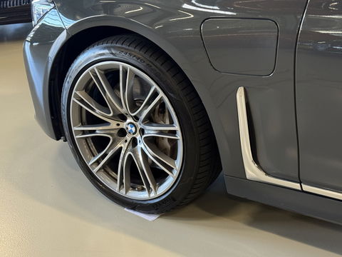 BMW 7 Serie 745e 394PK M- Individual VIP / massage / 360° / 4-wielbesturing