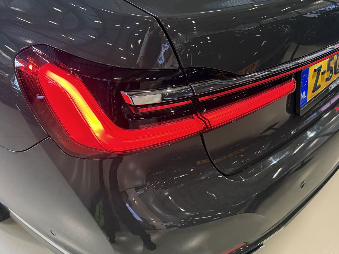 BMW 7 Serie 745e 394PK M- Individual VIP / massage / 360° / 4-wielbesturing