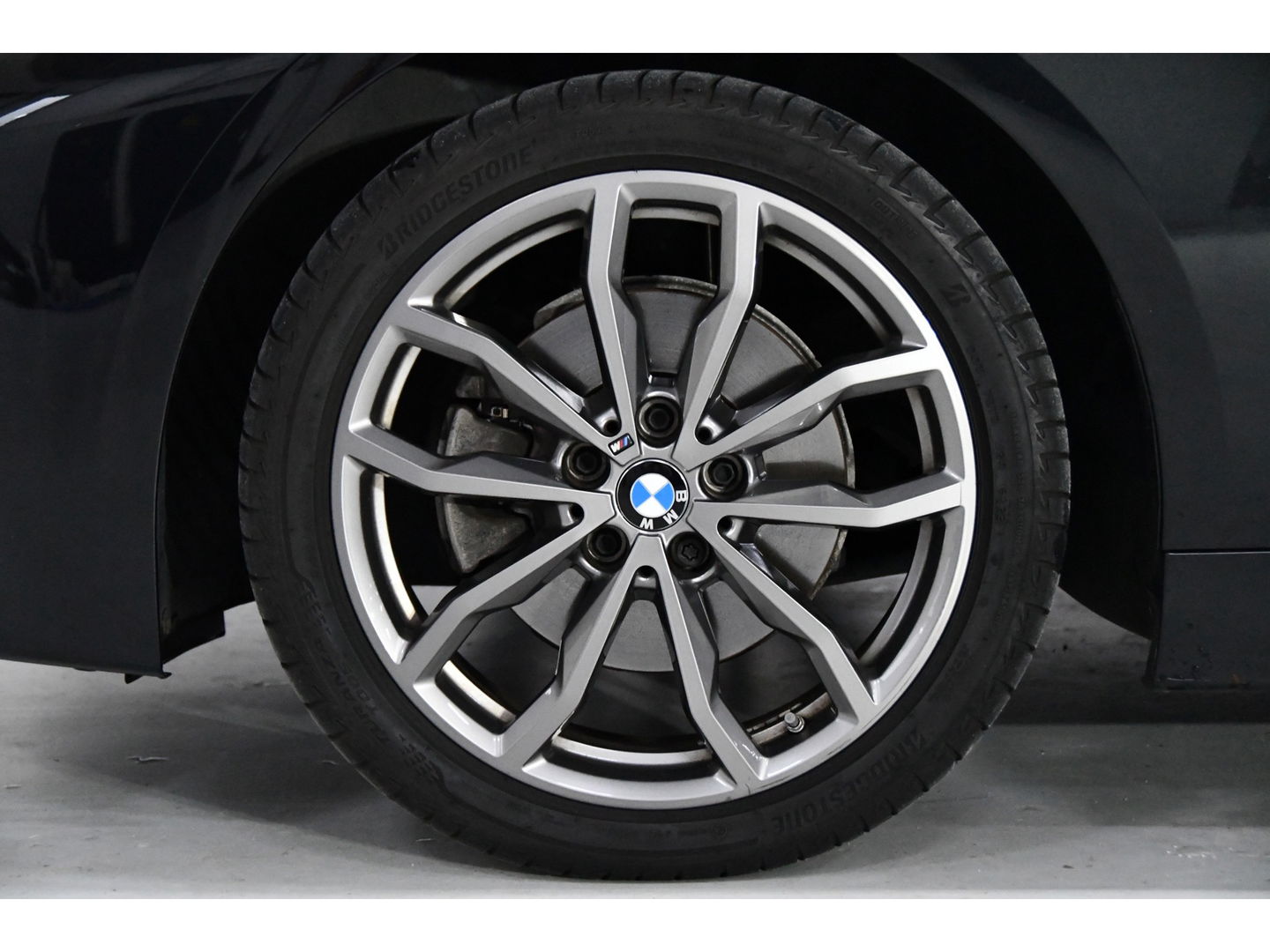 BMW 1-serie 118i High Executive, Pano, Sfeerverlichting, Applecarplay