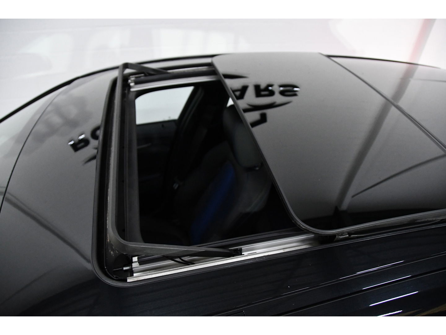 BMW 1-serie 118i High Executive, Pano, Sfeerverlichting, Applecarplay