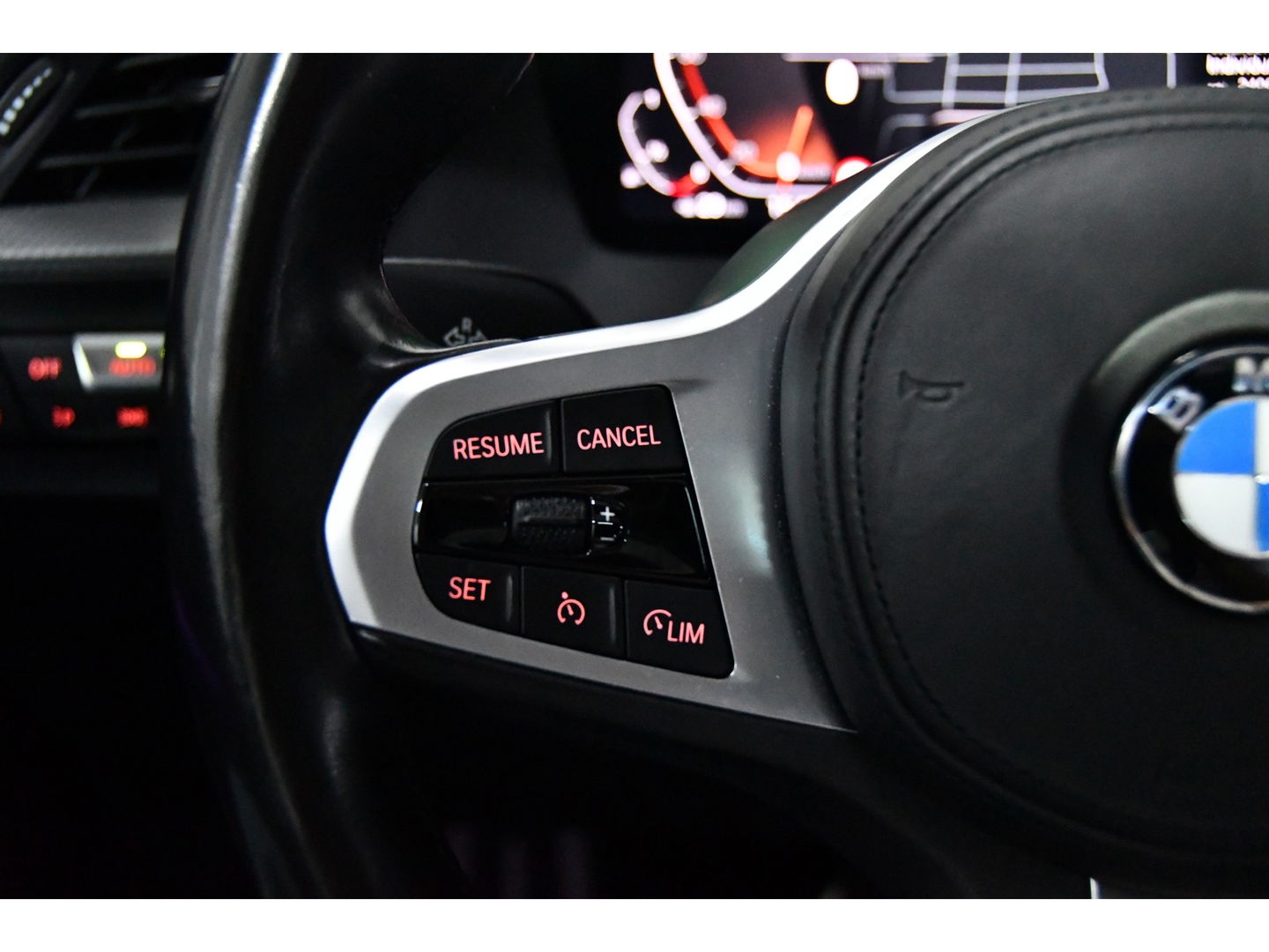 BMW 1-serie 118i High Executive, Pano, Sfeerverlichting, Applecarplay