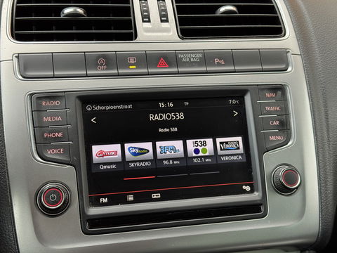 Volkswagen Polo 1.4 TDI BlueMotion | Handel / Export | 5 Deurs! | Navigatie | Climate Control | Bluetooth | Multifunctioneel Stuurwiel | Parkeersensoren | 15" Lichtmetaal | USB | Aux |