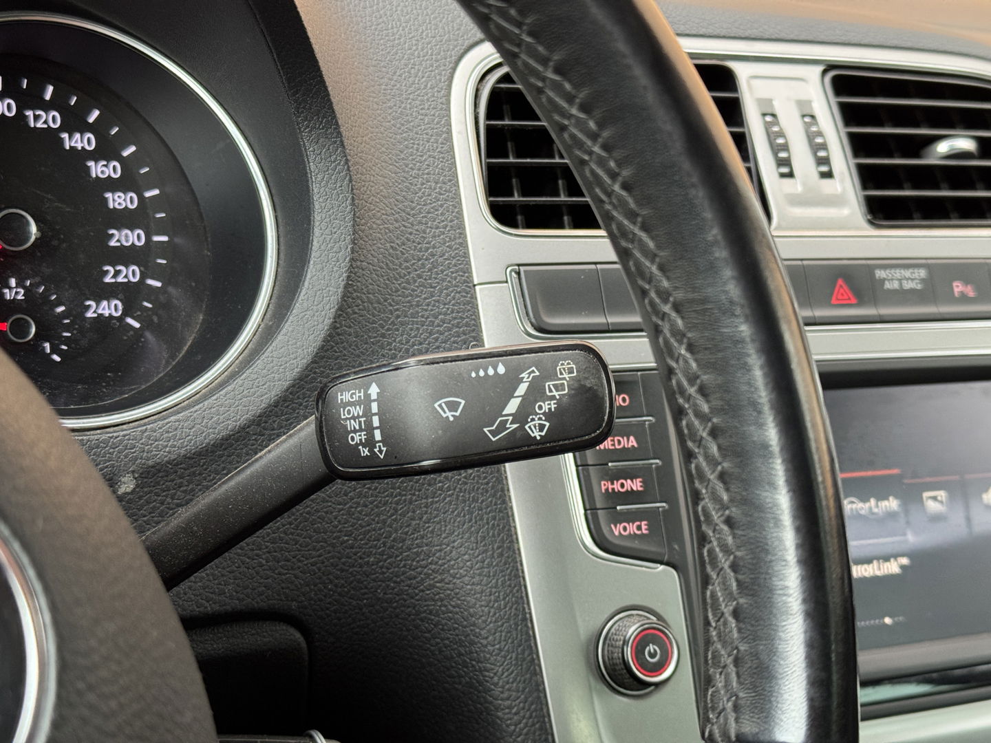 Volkswagen Polo 1.4 TDI BlueMotion | Handel / Export | 5 Deurs! | Navigatie | Climate Control | Bluetooth | Multifunctioneel Stuurwiel | Parkeersensoren | 15" Lichtmetaal | USB | Aux |