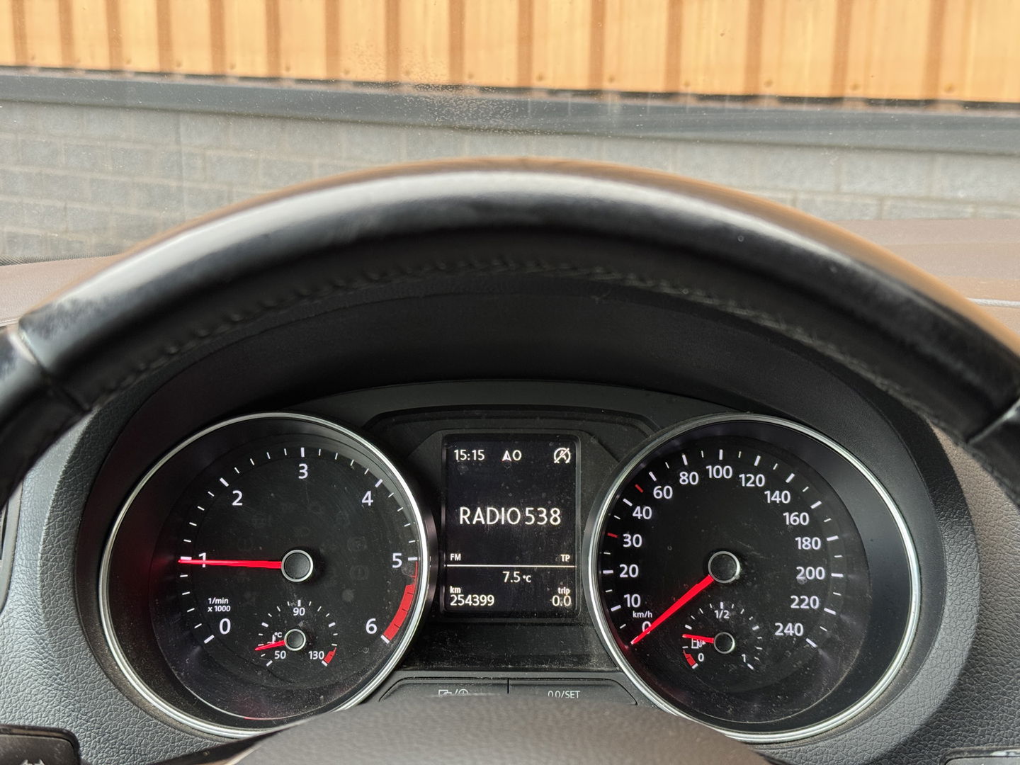 Volkswagen Polo 1.4 TDI BlueMotion | Handel / Export | 5 Deurs! | Navigatie | Climate Control | Bluetooth | Multifunctioneel Stuurwiel | Parkeersensoren | 15" Lichtmetaal | USB | Aux |