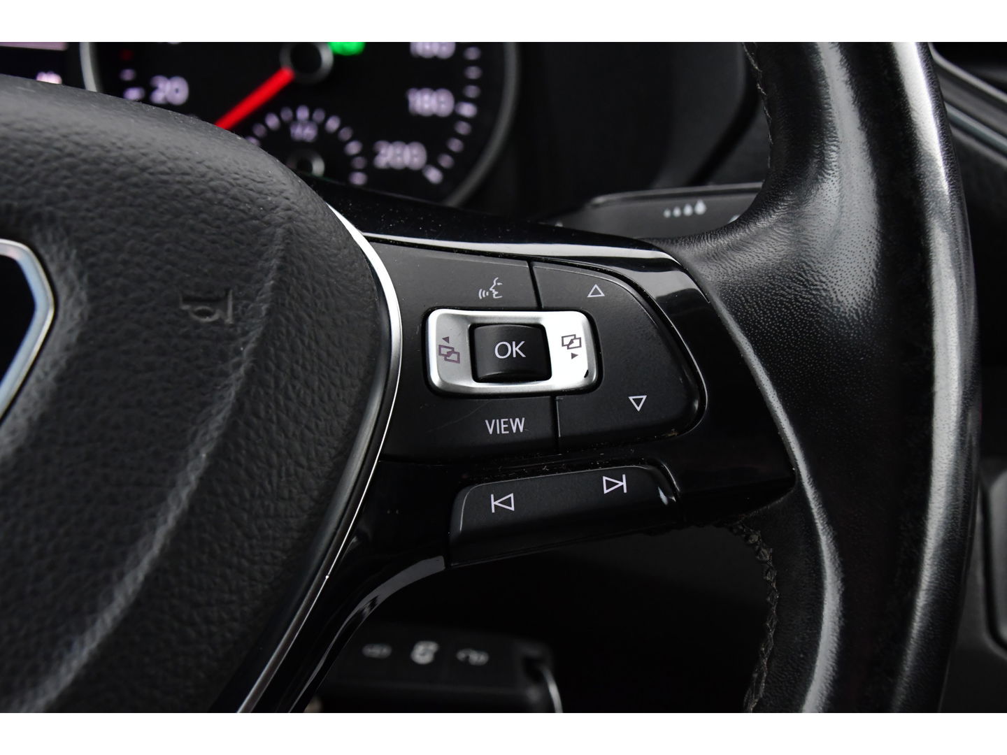 MAN TGE 2.180 2.0 L3H3 Black Edition Adaptieve Cruise, Camera, Carplay, LED, Clima, Stoelverwarming, Multimedia, 177pk, Automaat, Trekhaak, Uniek!