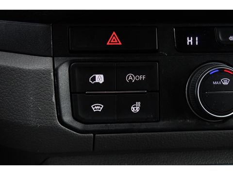 MAN TGE 2.180 2.0 L3H3 Black Edition Adaptieve Cruise, Camera, Carplay, LED, Clima, Stoelverwarming, Multimedia, 177pk, Automaat, Trekhaak, Uniek!