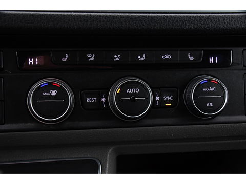 MAN TGE 2.180 2.0 L3H3 Black Edition Adaptieve Cruise, Camera, Carplay, LED, Clima, Stoelverwarming, Multimedia, 177pk, Automaat, Trekhaak, Uniek!