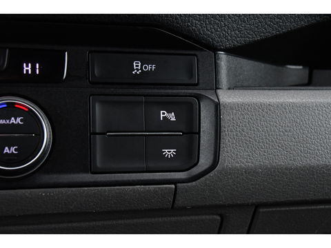 MAN TGE 2.180 2.0 L3H3 Black Edition Adaptieve Cruise, Camera, Carplay, LED, Clima, Stoelverwarming, Multimedia, 177pk, Automaat, Trekhaak, Uniek!