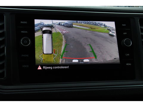 MAN TGE 2.180 2.0 L3H3 Black Edition Adaptieve Cruise, Camera, Carplay, LED, Clima, Stoelverwarming, Multimedia, 177pk, Automaat, Trekhaak, Uniek!